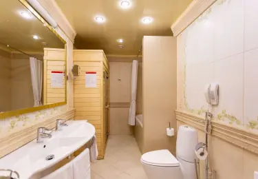 Джуниор Сюит «Престиж» — 63 м² в гостинице «Альфа» Измайлово (м. Партизанская). Фото номера