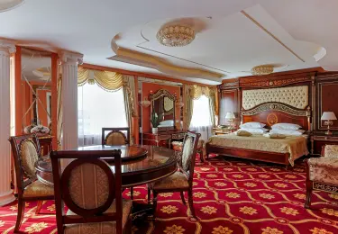 Апартаменты «Премиум» — 84 м² в гостинице «Альфа» Измайлово (м. Партизанская). Фото номера