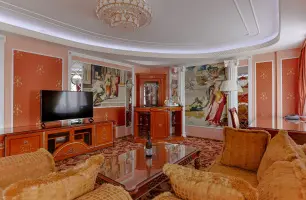 Джуниор Сюит «Престиж» — 63 м² в гостинице «Альфа» Измайлово (м. Партизанская). Фото номера