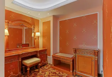 Джуниор Сюит «Престиж» — 63 м² в гостинице «Альфа» Измайлово (м. Партизанская). Фото номера