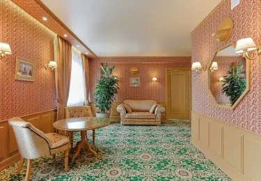 Люкс «Премиум» — 59 м² в гостинице «Альфа» Измайлово (м. Партизанская). Фото номера
