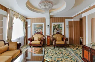 Президентский сюит — 105 м² в гостинице «Альфа» Измайлово (м. Партизанская). Фото номера