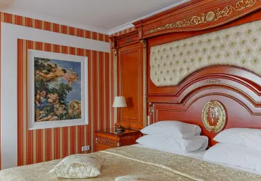 Президентский сюит — 105 м² в гостинице «Альфа» Измайлово (м. Партизанская). Фото номера