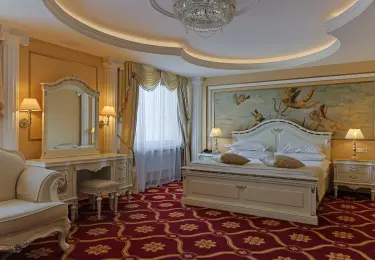 Джуниор Сюит «Классик» — 41 м² в гостинице «Альфа» Измайлово (м. Партизанская). Фото номера